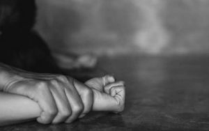 Ayah Bejat Gasak Anak Kandung Sejak Usia 10 Tahun hingga Trauma