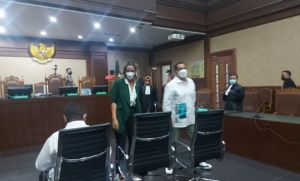 Nia Ramadhani dan Ardi Bakri Hanya Divonis Satu Tahun Penjara