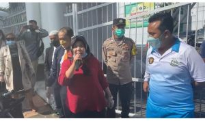 Aksi Ratusan Advokat Minta Rekannya Dibebaskan di Kejati Jambi Sempat Memanas