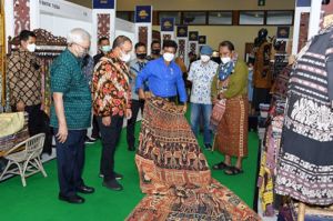  Kominfo Dorong UMKM Produk Lokal Lebih Baik