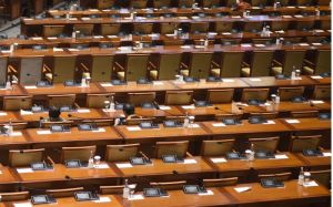 Lodewijk : Persidangan di DPR Ada Tata Tertib Harus Diikuti Semua Pihak