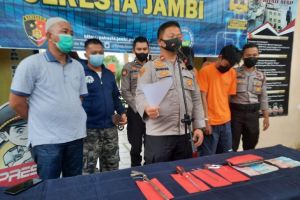 Penggerebekan Arena Judi Sabung Ayam Diduga Bocor