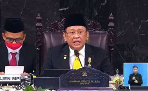 MPR Nilai Wacana Perubahan Status Pandemi Perlu Kajian Dalam