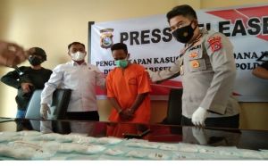 Polisi Ungkap Jaringan Narkotika Jenis Sabu Lintas Provinsi   