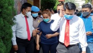 Polisi Tangkap Perempuan Diduga Jual Minyak Goreng Fiktif