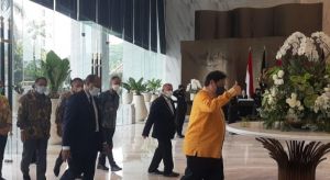 Ketua Umum Golkar Bertemu Surya Paloh di NasDem Tower