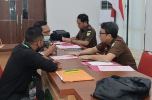 Empat Tersangka Korupsi Jaringan Air Bersih Tanjab Barat Dilimpahkan