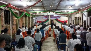 Suasana Khusyuk Ibadah Kamis Putih di Kota Jambi