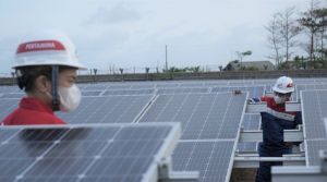 Kementerian ESDM Evaluasi Regulasi PLTS Atap