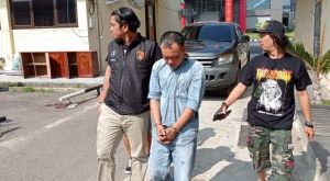 Polisi Tangkap Juru Parkir Liar Sasar Bus Pariwisata
