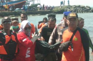 Tim SAR Temukan Dua Orang  Nelayan Tewas Tenggelam
