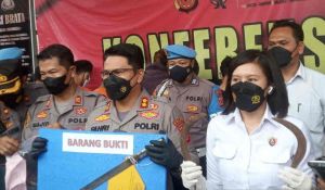 Keluarga Serahkan Tersangka Pembacokan Hingga Korban Tewas