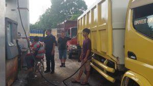 SPBU Bisa Ditutup Jika Nekat Isi BBM Subsidi ke Angkutan Batubara