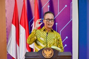 Menperin Tawarkan Insentif Guna Tarik Investasi Industri Atsiri