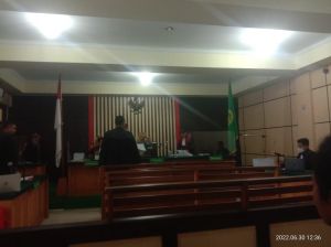 Dituntut 5 Tahun Penjara, Apif Ajukan Izin Dampingi Istri