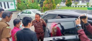 Diduga Korupsi Dana Jasa Kebersihan, Mantan Dirur RSUD Kol Abunjani Bangko Ditahan