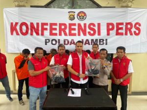 10 Pemuda Gilir Dua ABG Diringkus, 3 Masih Buron