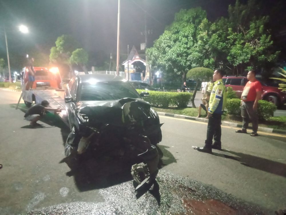 Penjelasan Edi Purwanto Soal Mobil Dinas DPRD Provinsi Jambi Kecelakaan di Depan RS Siloam