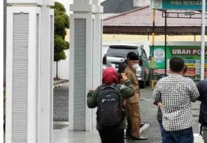 Tiga Jam Bupati Kerinci Diperiksa Terkait Dugaan Korupsi Tunjangan Rumdis DPRD