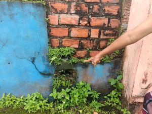 Saluran Air SDN 138 Jelutung Ditutup, Rumah Warga Banjir