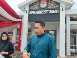 Syukur Kembali Daftarkan Diri Sebagai Calon Anggota DPD RI