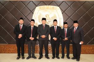 Resmi Dilantik, Iron Sahroni Ditunjuk Sebagai Ketua KPU Provinsi Jambi