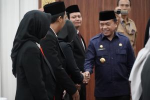 Lantik Pejabat, Begini Pesan Gubernur Al Haris