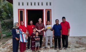 Salurkan Bantuan Bedah Rumah, Ihsan Yunus: Program BSPS Bantu Masyarakat Miliki Hunian Layak