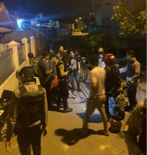 Dua Pemuda Diduga Komplotan Geng Motor dan Lima Senjata Tajam Disita