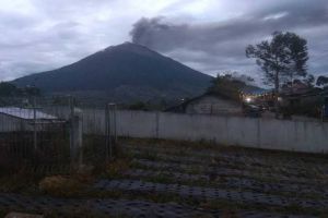 Pasca Erupsi Gunung Marapi, BBTNKS Batasi Pendakian Gunung Kerinci
