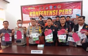 Bawa 3 Kg Sabu dari Medan Menuju Bungo, Sopir Travel Diringkus di Simpang Tuan Tanjabtim