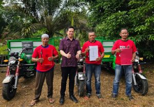 Puluhan Alat Mesin Pertanian Untuk Petani Dari Ihsan Yunus