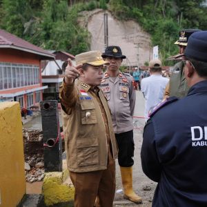 Dua Warga Meninggal Akibat Longsor di Kerinci, Satu Diantaranya Bocah 2 Tahun 