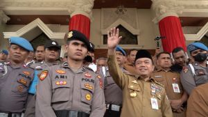 Gubernur Al Haris Sesalkan Demo Anarkis Saat Pemerintah Berupaya Cari Solusi, Tangkap Dalangnya