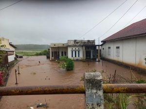 Ratusan Desa Terdampak Bencana Banjir dan Longsor di Awal 2024