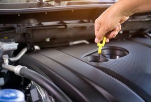 Perhatikan Empat Jenis Pada Mesin Mobil yang Wajib Dicek Sebelum Dibawa Beraktivitas Saat Pagi
