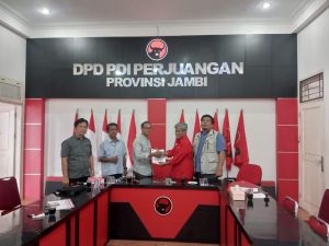 Utus Tim, Romi Hariyanto Ambil Formulir Penjaringan Calon Kepala Daerah ke PDIP