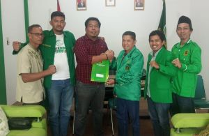 Wakili Romi Hariyanto Ambil Formulir Penjaringan Cakada di PPP, Bram: Kami Yakin Akan Bersama