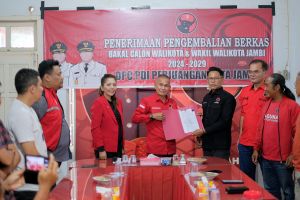 Kembalikan Formulir Penjaringan ke DPC PDIP, Cecep Nyatakan Siap Maju di Pilwako Jambi