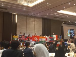 Dua Siswa Berprestasi Asal Jambi Jadi Delegasi di Asia World Model United Nations di Bangkok