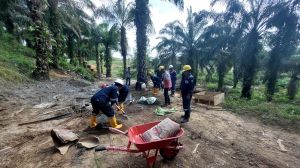 Bersama Tim Gabungan, Pertamina EP Jambi Berhasil Tutup 382 Sumur Minyak Ilegal Dalam Sepekan