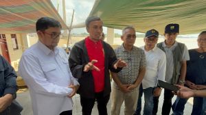 Ketua DPRD Jambi Tinjau Kerusakan Tiang Jembatan Aurduri 1 Pasca ditabrak Tongkang Batubara