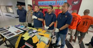 Polda Jambi Gagalkan Penyelundupan 4 Kg Sabu dari Aceh, 5 Pelaku Diamankan, Satu Berstatus ASN