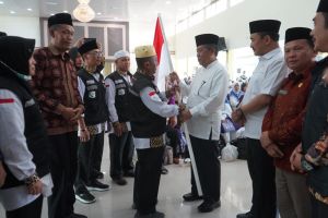 Wagub Sani Sambut Kepulangan 447 Jemaah Haji Jambi Kloter 24
