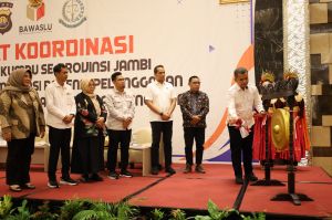 Jelang Tahapan Pencalonan, Bawaslu Jambi Gelar Rakor Sentra Gakkumdu