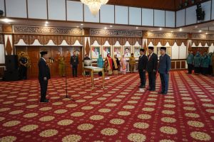 Pesan Gubernur Pada Tiga Pjs Bupati & Walikota yang Baru Dikukuhkan: Jaga Sinergitas & Kondusifitas