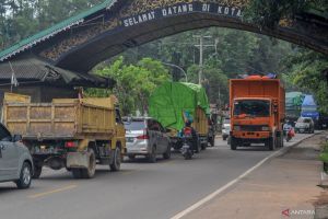 Operasional Angkutan Barang Dibatasi Selama Libur Natal dan Tahun Baru