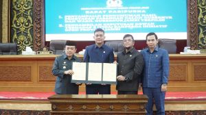 DPRD Provinsi Jambi Setujui Tiga Ranperda Jadi Perda
