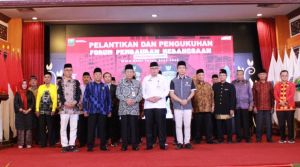 Kukuhkan Pengurus FPK Provinsi Jambi, Wagub Sani: Harus Menyatukan dan Merangkul Keberagaman