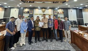 Boyong Mahasiwa, Ketua DPRD Provinsi Jambi Bawa Aspirasi Masyarakat ke BAM DPR RI
